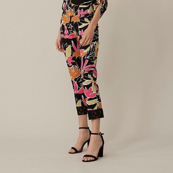 Joseph Ribkoff Lydia Cropped Lace Trim Pants Straight Leg Leaf Print Size 12 New - Picture 3 of 9